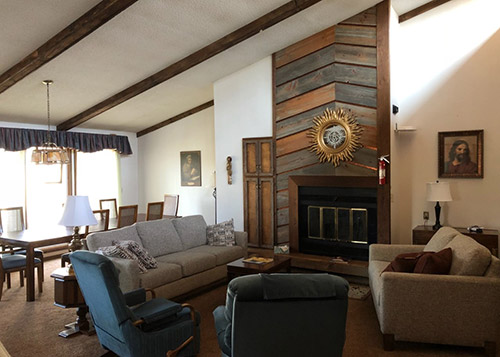 Living room in Brebeuf Cabin