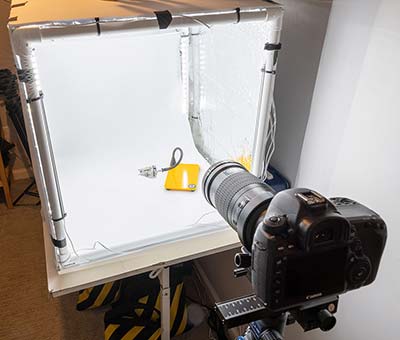 Light box with Canon camera