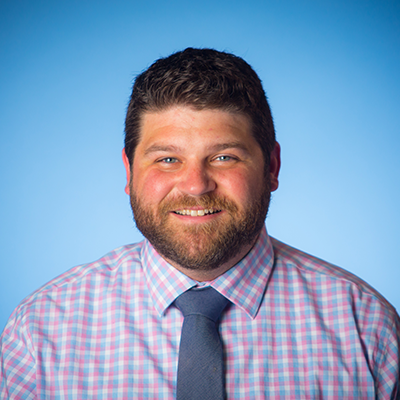 Andrew Eckart headshot