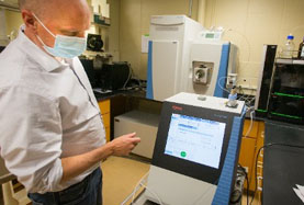 Q Exactive Hybrid Quadrupole-Orbitrap Mass Spectrometer 