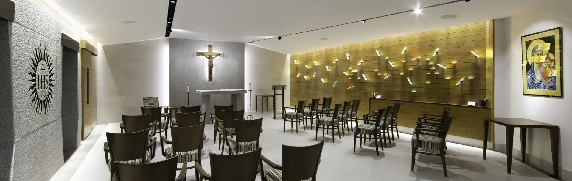 st-peter-faber-sj-chapel-creighton interior