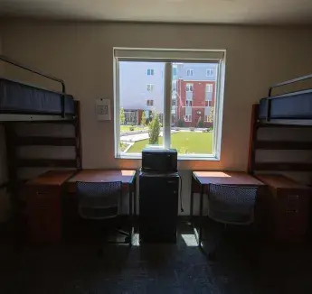 Grave's Hall dorm room window into courtyard