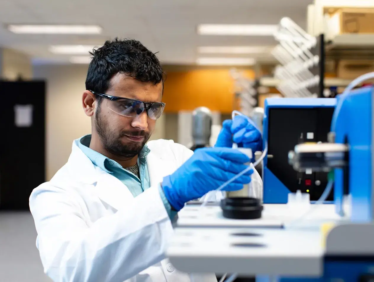 Student working SPAHP resarch lab