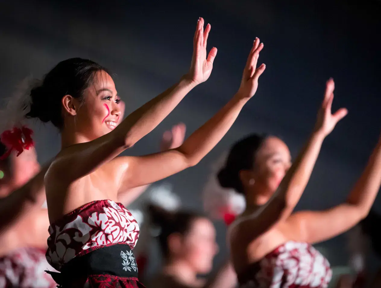 Students in Hawaii Club