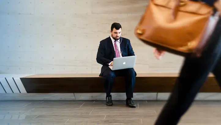 5 signs you're ready to earn a graduate degree onine