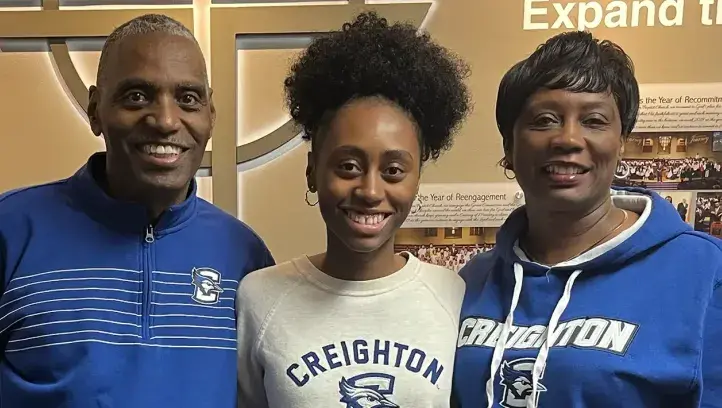 Lauren Burris with her parents.