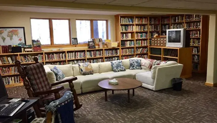 Spacious Manresa Library area