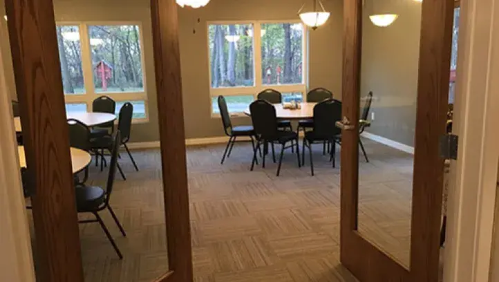 Silent dining area
