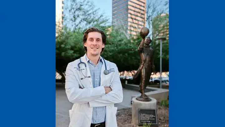Creighton medical school graduate Erik Steinberger 