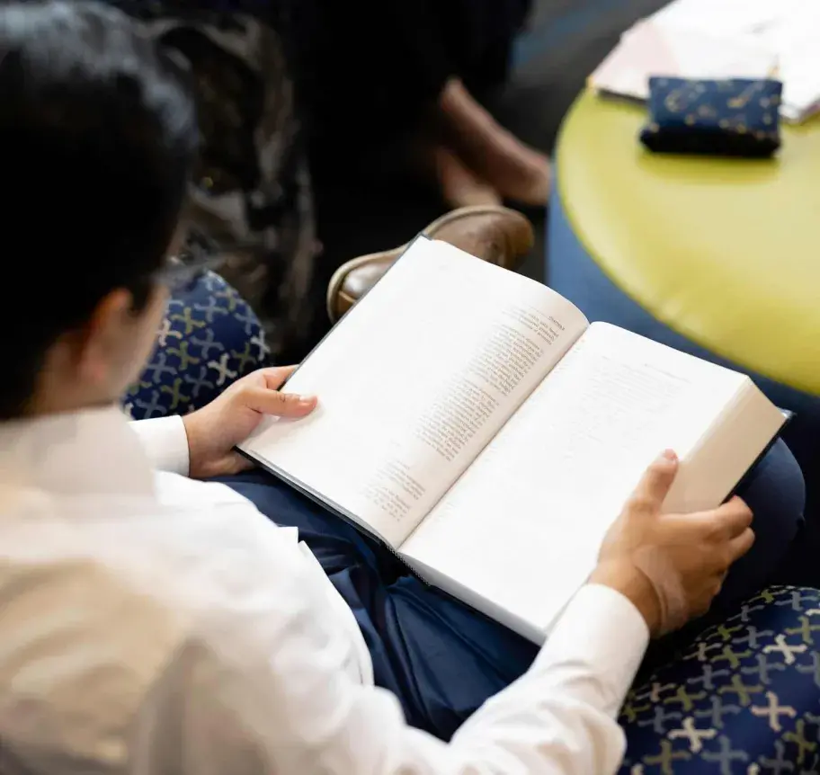 Student reading book