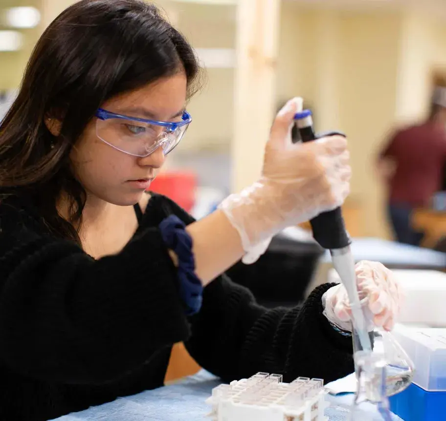 Applied chemistry student in lab