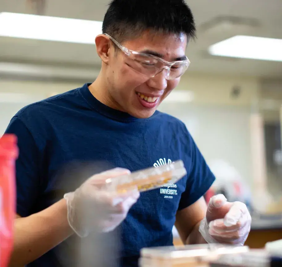 Neuroscience student in lab
