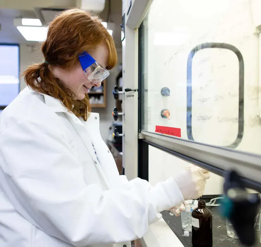 Neuroscience student in lab