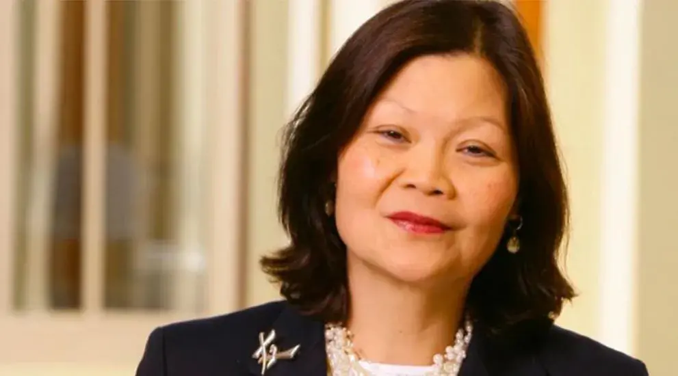 Carolyn Woo