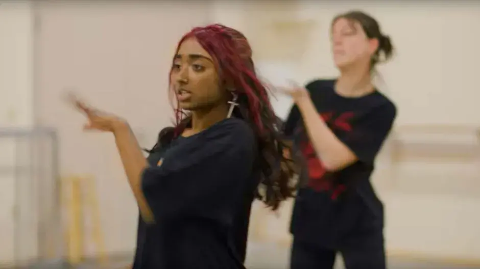 Madhu Mohanraj video